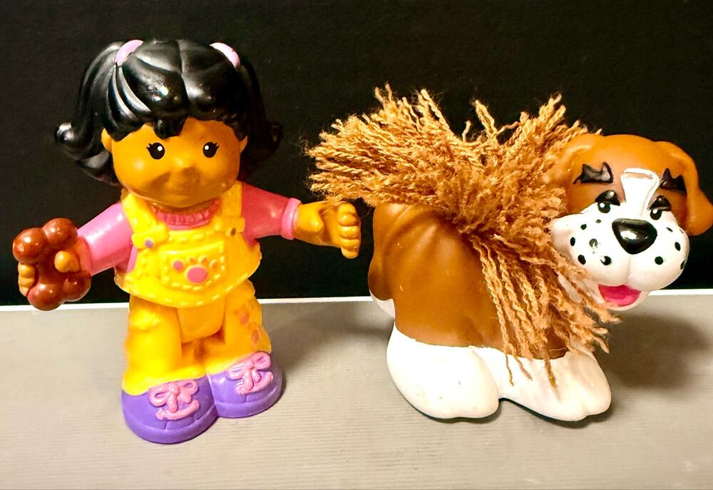 Fisher Price Little People Mia & puppy from her on the go grooming set 2007